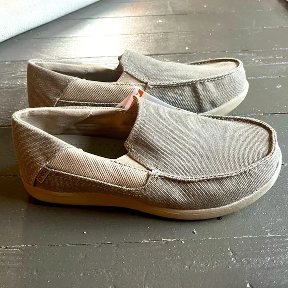 CROCS Shoes Crocs Santa Cruz Tan Slip On Shoes Boys J6 Poshmark